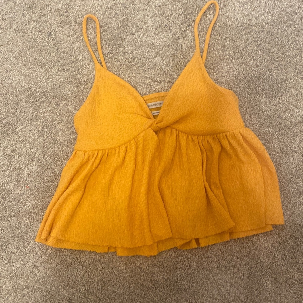 Cute orange tank from urban.